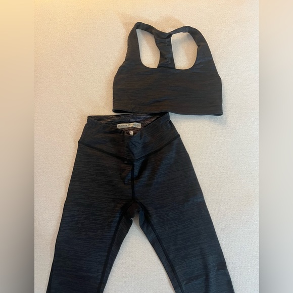 Outdoor Voices Tech Sweat set - Picture 5 of 5